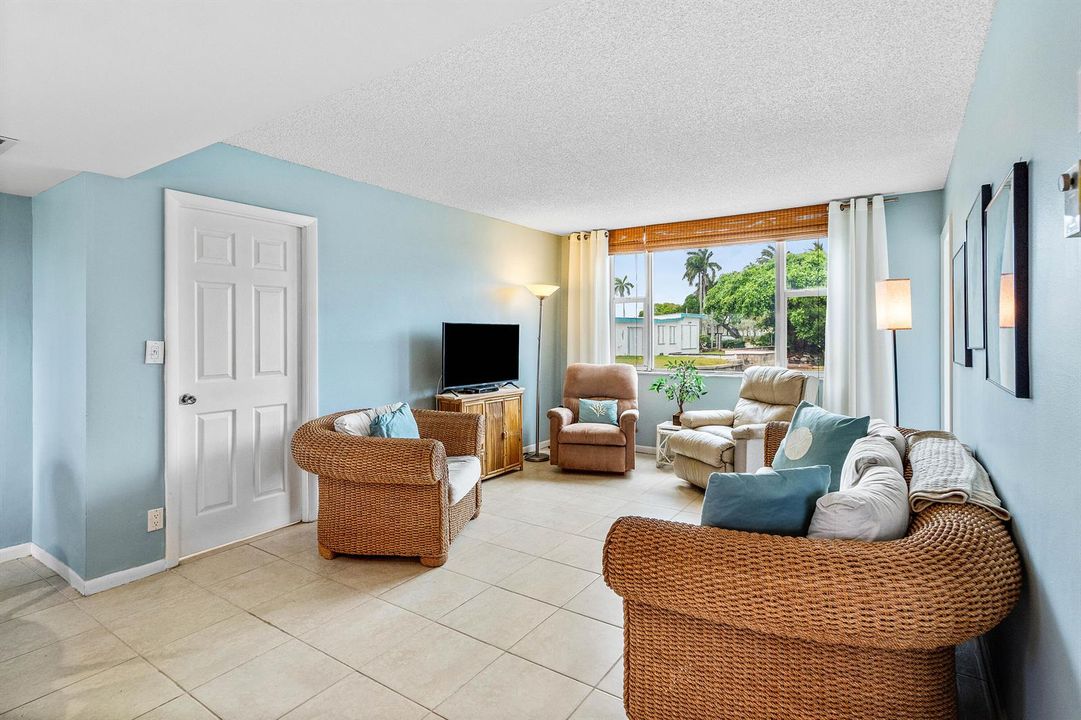 006-1820NewPalmWay-BoyntonBeach-FL-33435