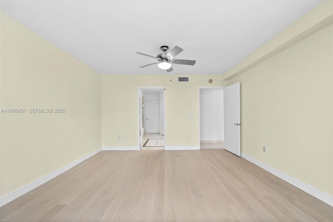 For Sale: $1,329,000 (2 beds, 2 baths, 1590 Square Feet)