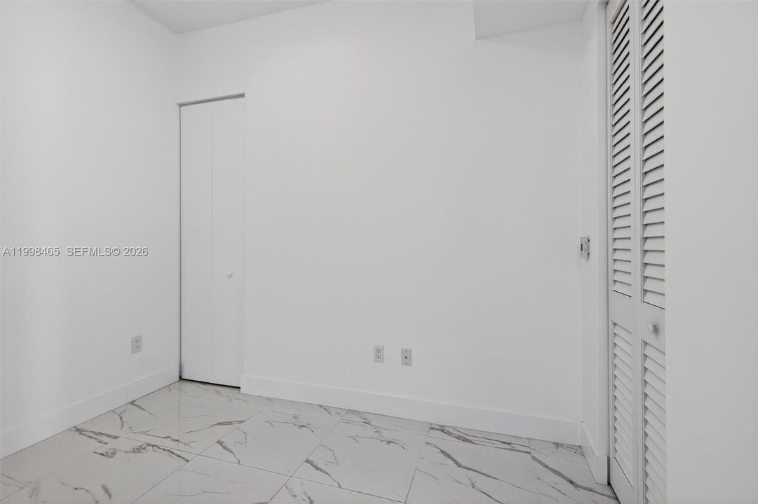 Den by entrance