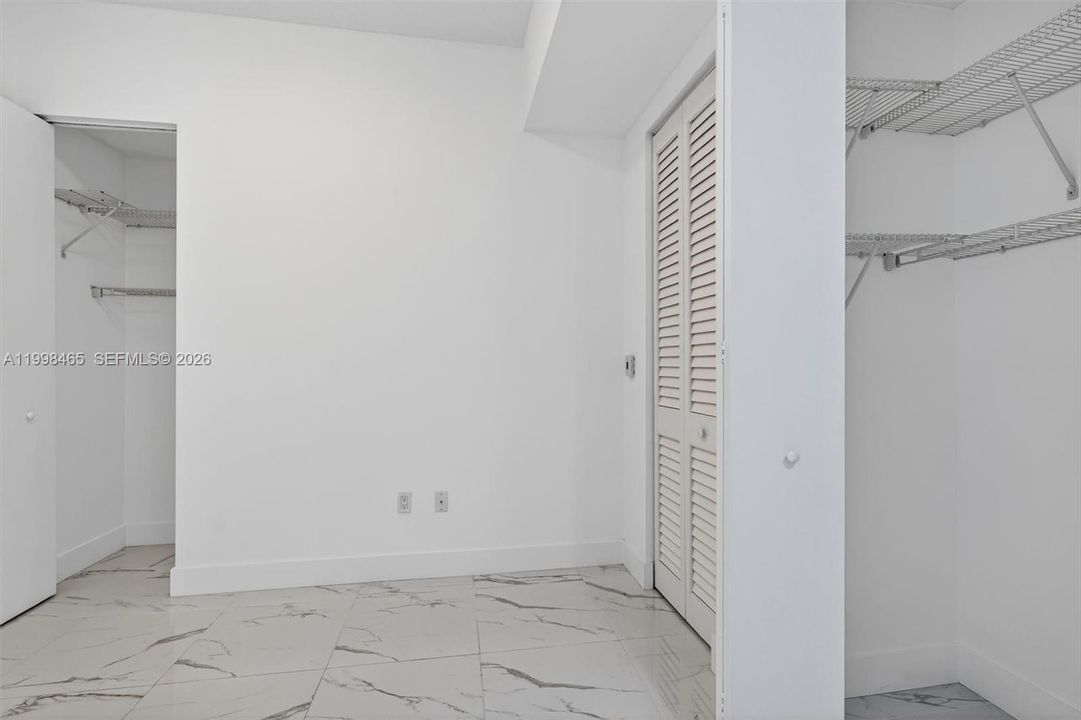 Den by entrance