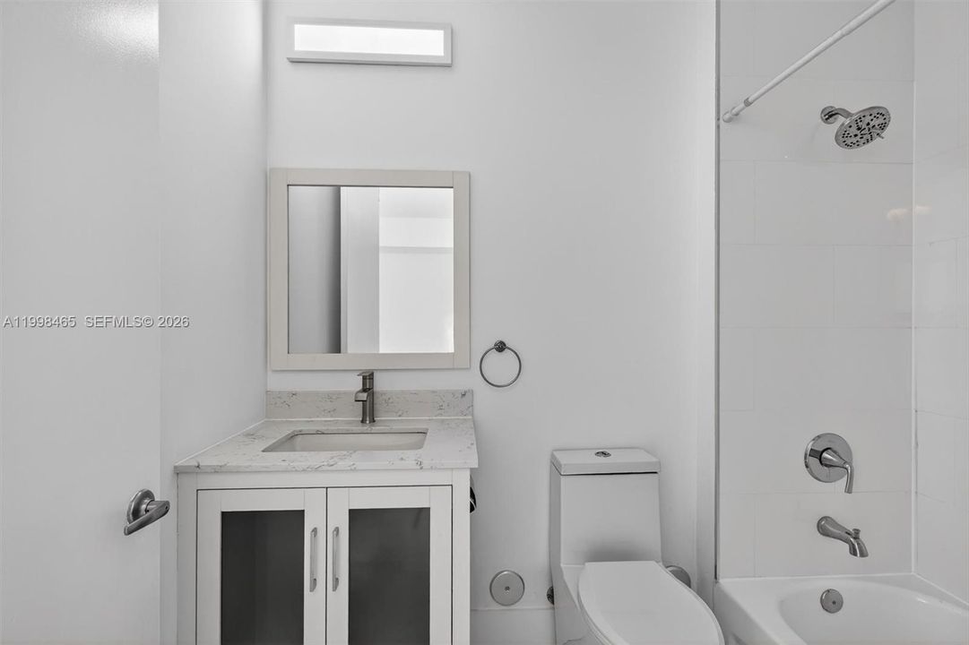 En Venta: $344,900 (1 camas, 1 baños, 773 Pies cuadrados)
