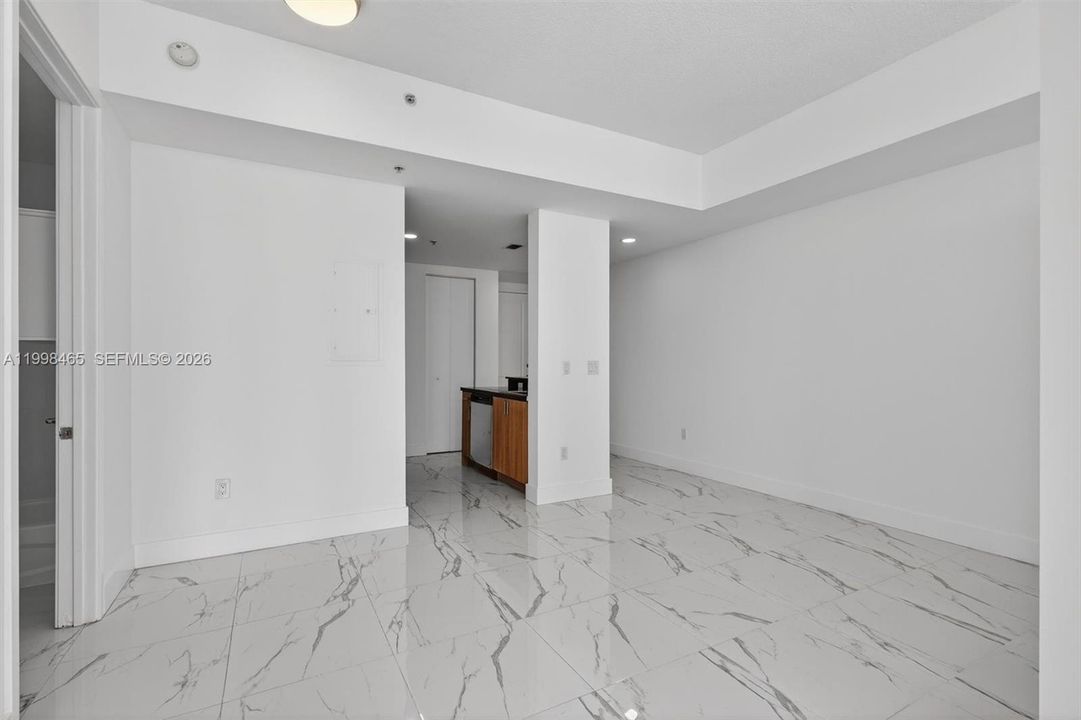 Living/dinning area
