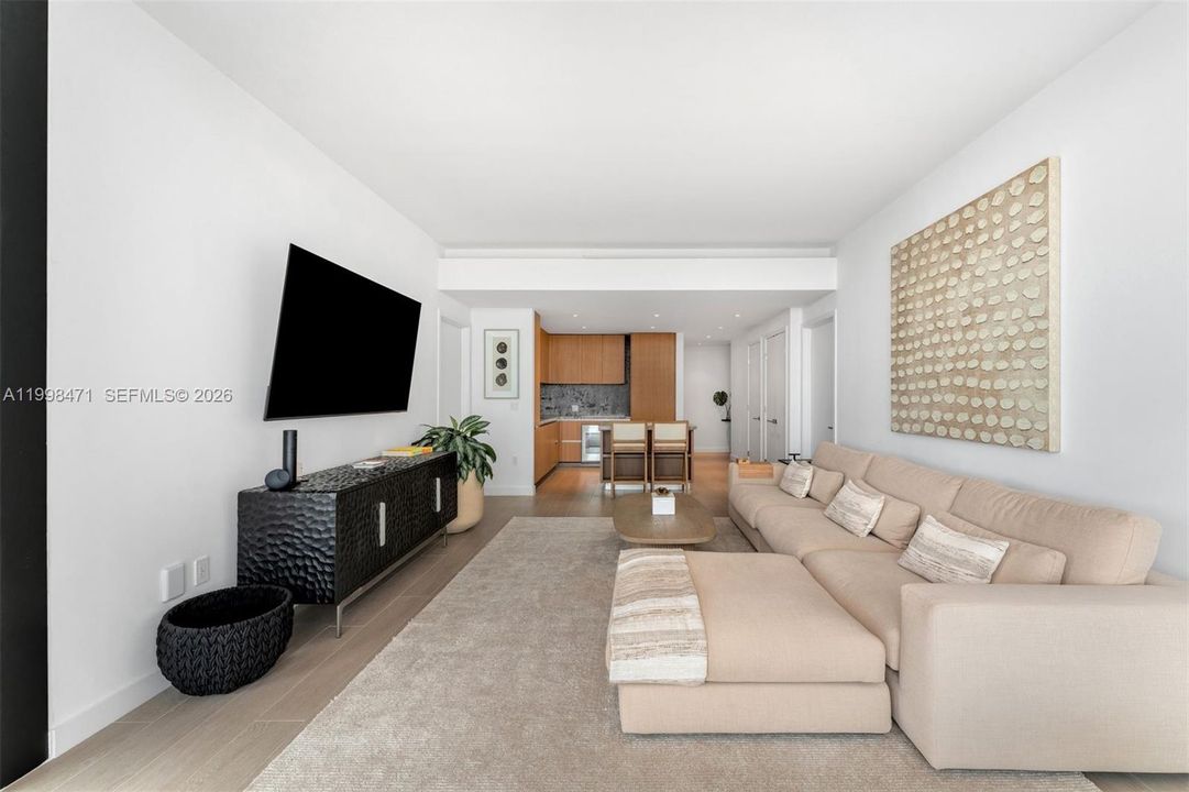 For Sale: $2,350,000 (2 beds, 2 baths, 1357 Square Feet)