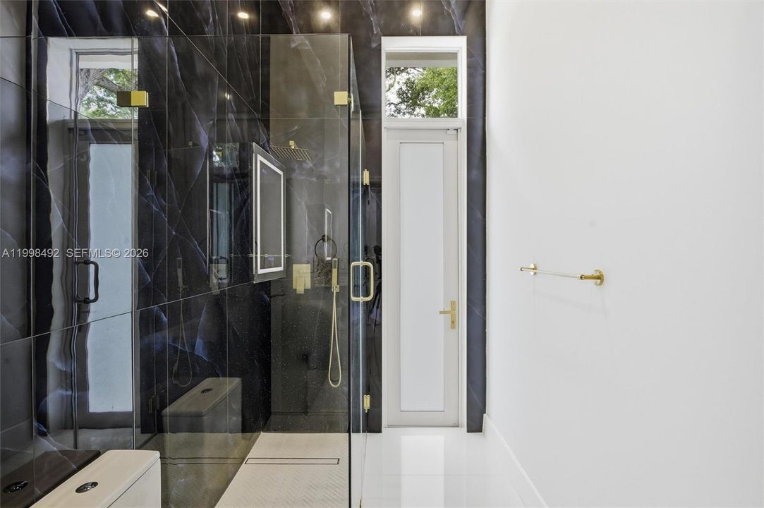 На продажу: $2,599,000 (4 спален, 3 ванн, 2748 Квадратных фут)