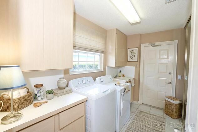 EXPANSIVE LAUNDRY ROOM!