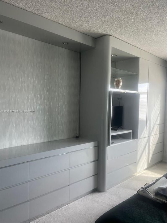 Activo con contrato: $499,900 (3 camas, 2 baños, 1570 Pies cuadrados)