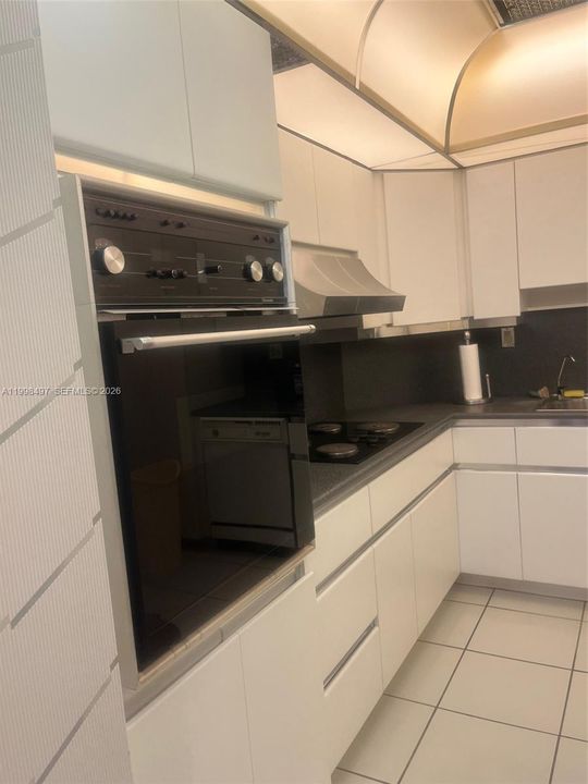 Activo con contrato: $499,900 (3 camas, 2 baños, 1570 Pies cuadrados)