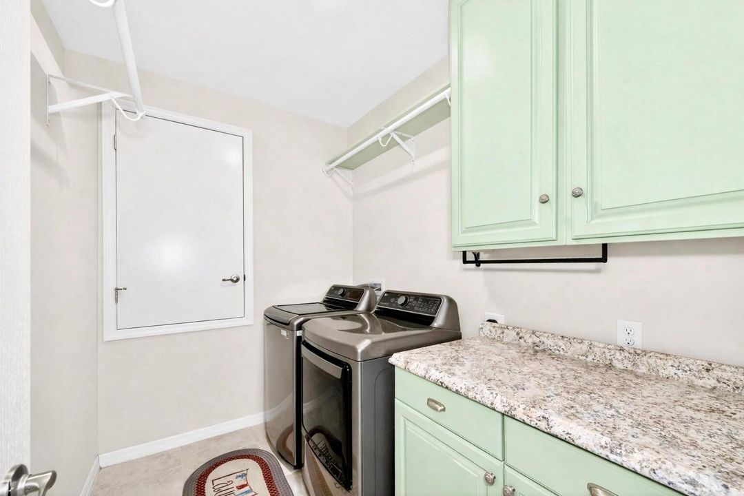 249 Laundry Rm