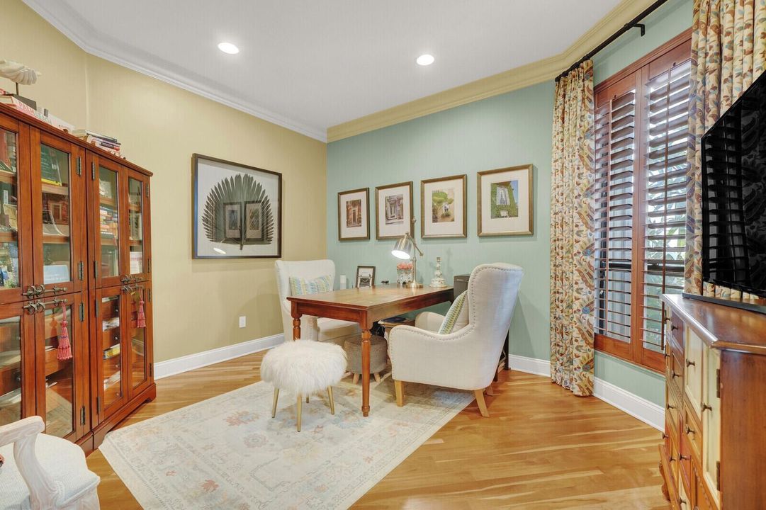 Bonus room - Office