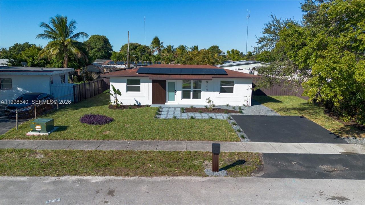 En Venta: $525,000 (3 camas, 2 baños, 1050 Pies cuadrados)