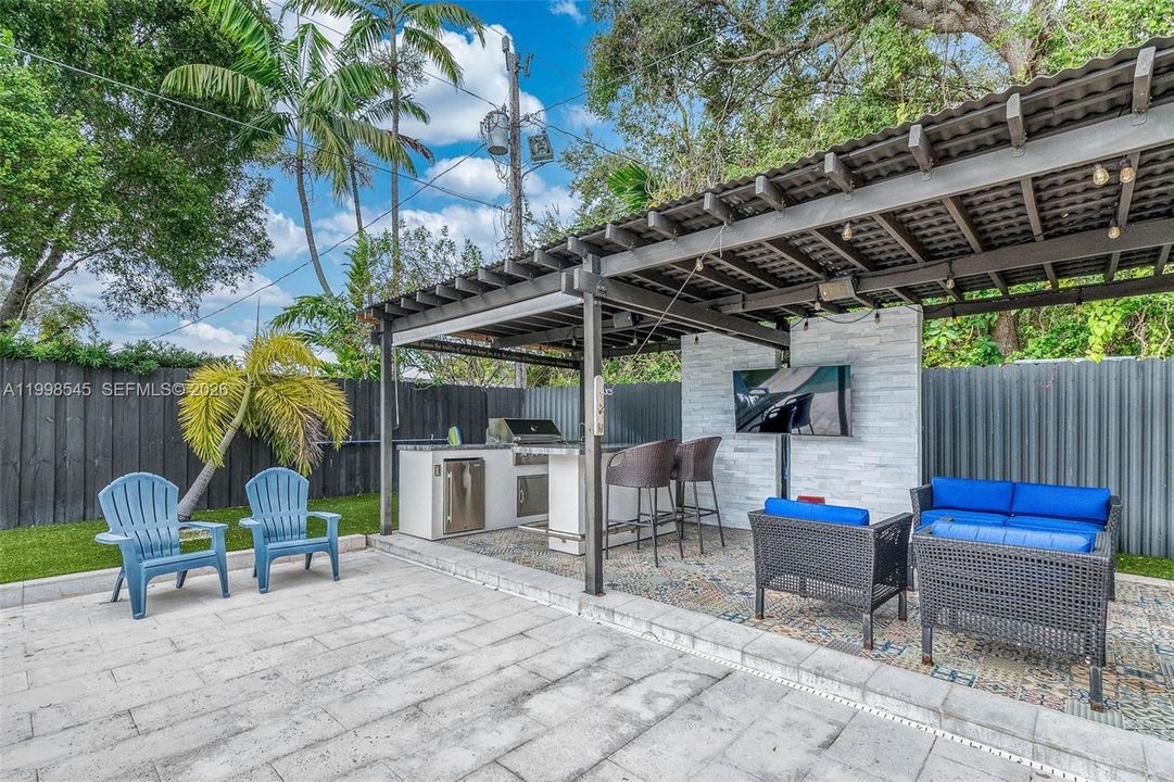Summer kitchen