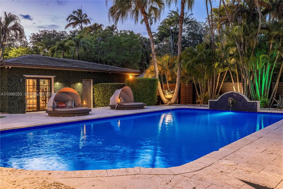For Sale: $4,500,000 (5 beds, 4 baths, 3955 Square Feet)