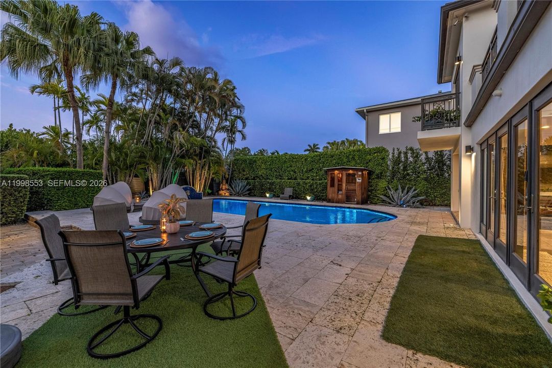 For Sale: $4,500,000 (5 beds, 4 baths, 3955 Square Feet)