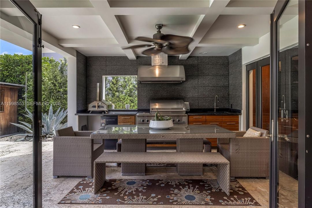For Sale: $4,500,000 (5 beds, 4 baths, 3955 Square Feet)