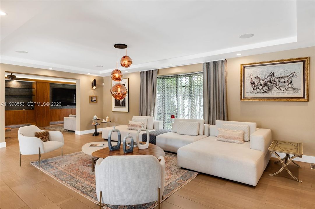 For Sale: $4,500,000 (5 beds, 4 baths, 3955 Square Feet)