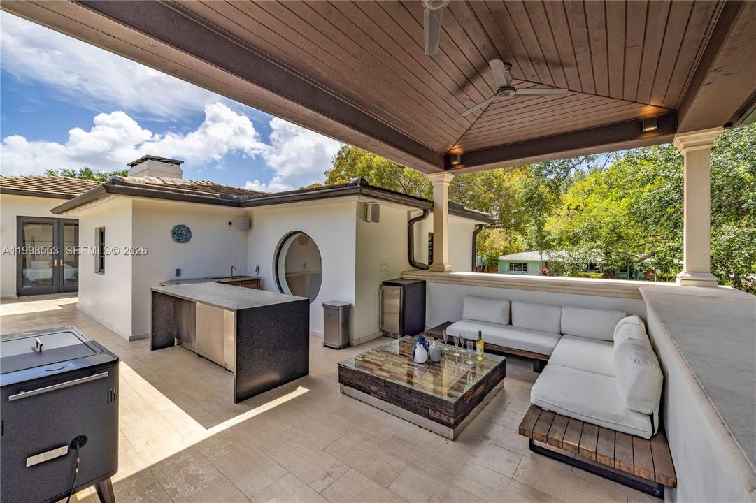 For Sale: $4,500,000 (5 beds, 4 baths, 3955 Square Feet)