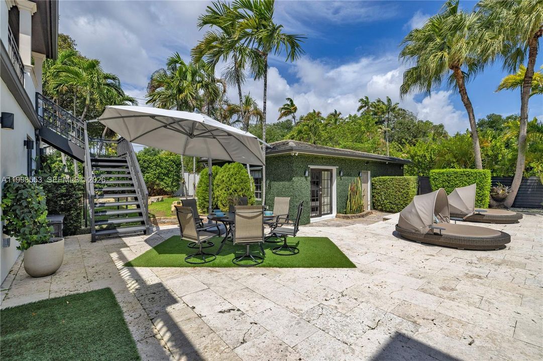 For Sale: $4,500,000 (5 beds, 4 baths, 3955 Square Feet)