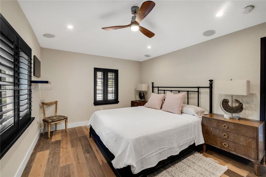 For Sale: $4,500,000 (5 beds, 4 baths, 3955 Square Feet)