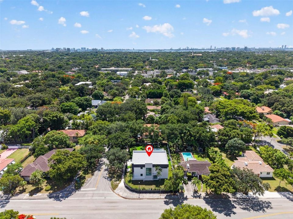 На продажу: $4,299,998 (4 спален, 4 ванн, 0 Квадратных фут)