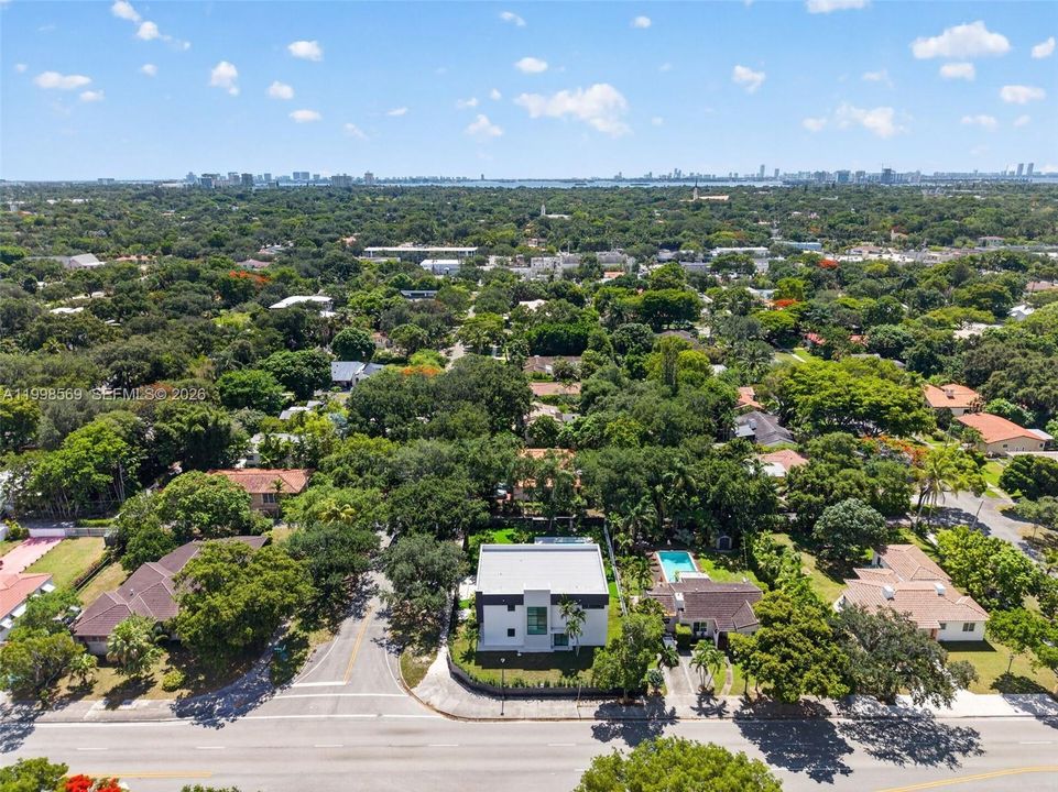 На продажу: $4,299,998 (4 спален, 4 ванн, 0 Квадратных фут)
