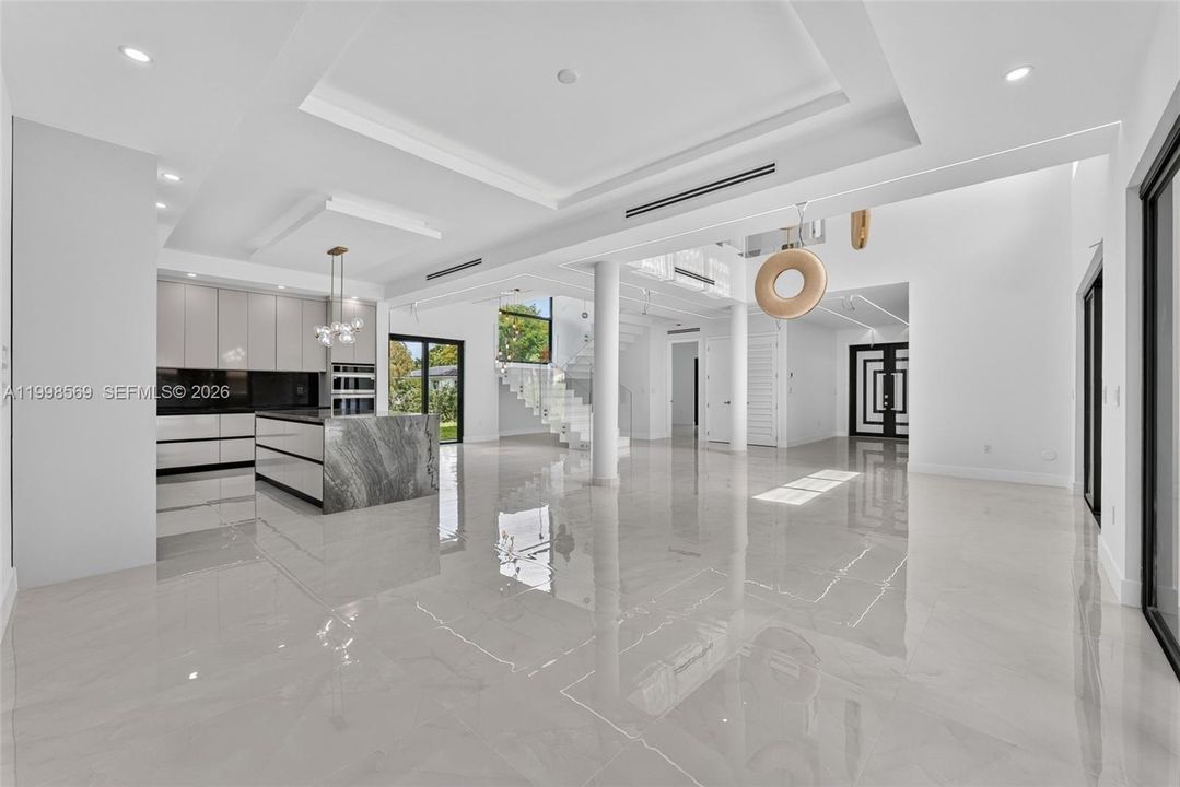 На продажу: $4,299,998 (4 спален, 4 ванн, 0 Квадратных фут)