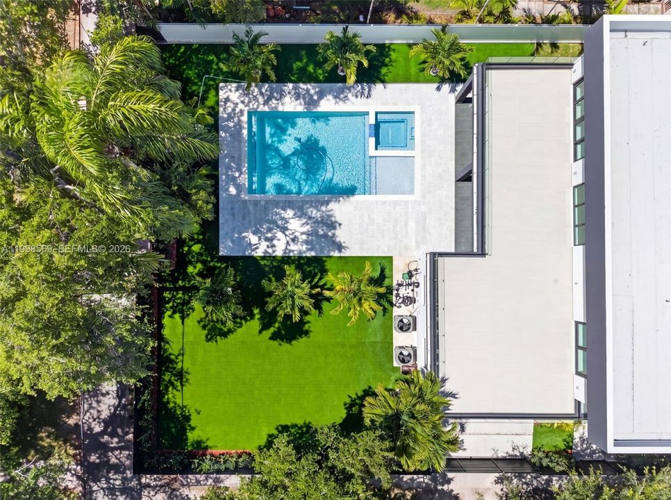 На продажу: $4,299,998 (4 спален, 4 ванн, 0 Квадратных фут)