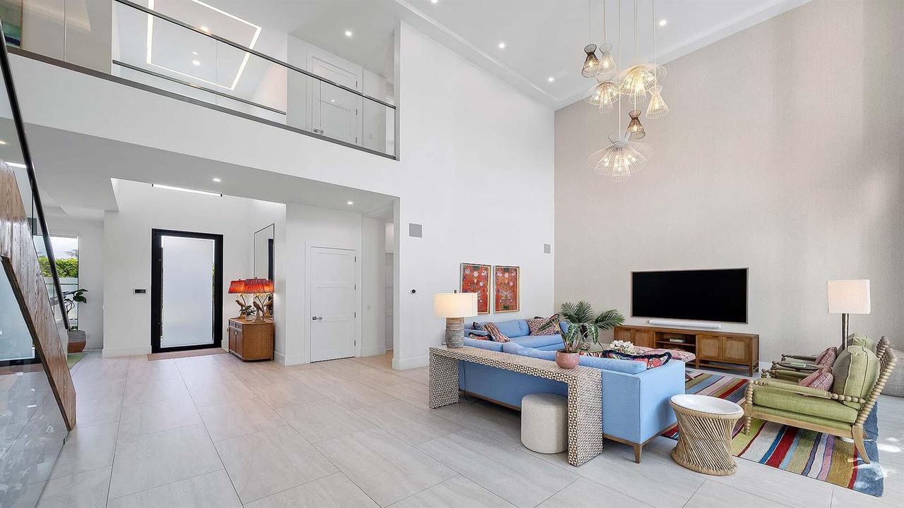 254 NE 4th St (8)