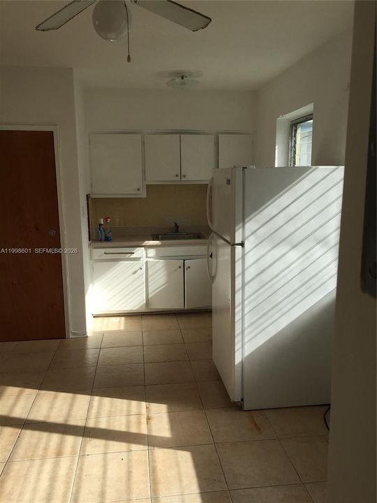 For Sale: $179,900 (1 beds, 1 baths, 500 Square Feet)