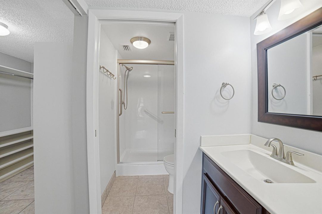 Bedroom1-Bathroom-B