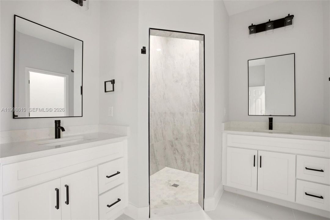 En Venta: $319,900 (3 camas, 2 baños, 1500 Pies cuadrados)
