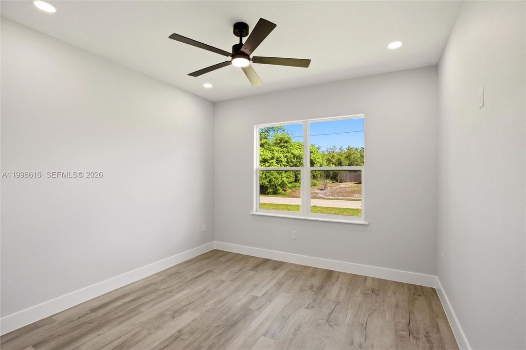 En Venta: $319,900 (3 camas, 2 baños, 1500 Pies cuadrados)