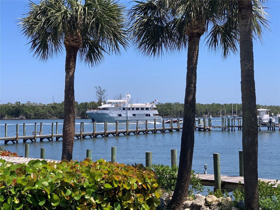 Dock