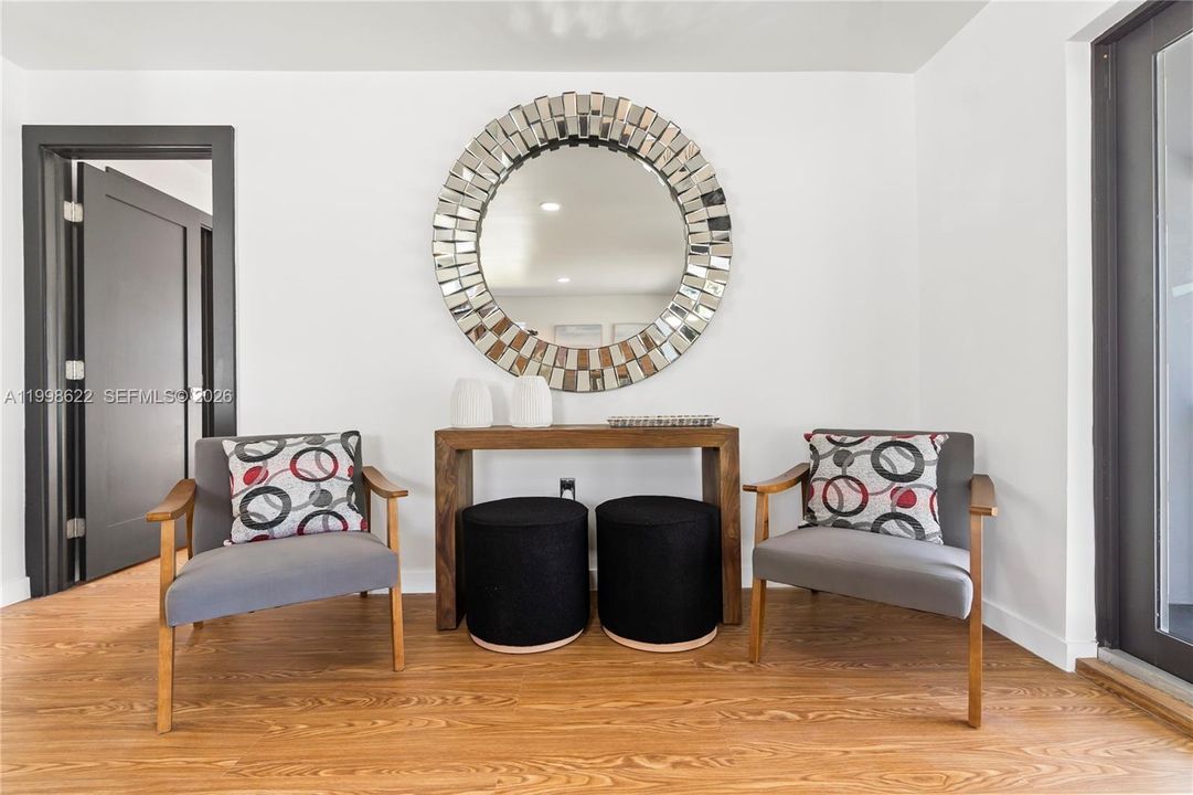 Active With Contract: $3,400 (3 beds, 2 baths, 1606 Square Feet)