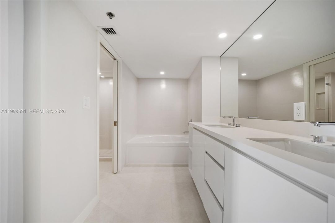 For Rent: $12,500 (2 beds, 2 baths, 2310 Square Feet)