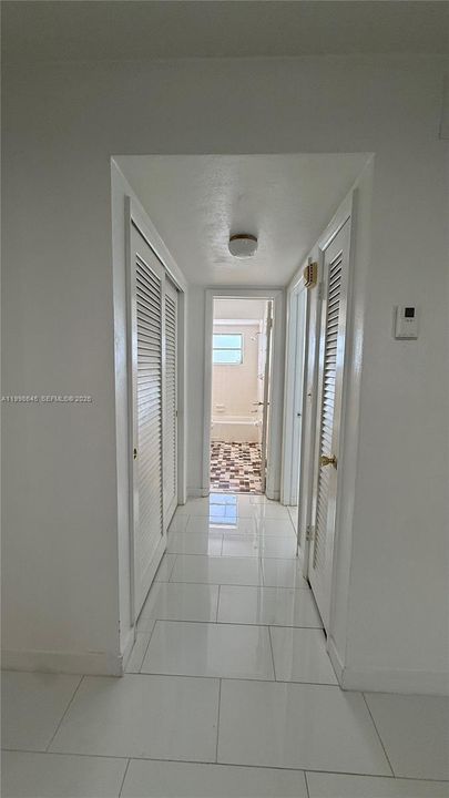На продажу: $139,999 (1 спален, 1 ванн, 650 Квадратных фут)