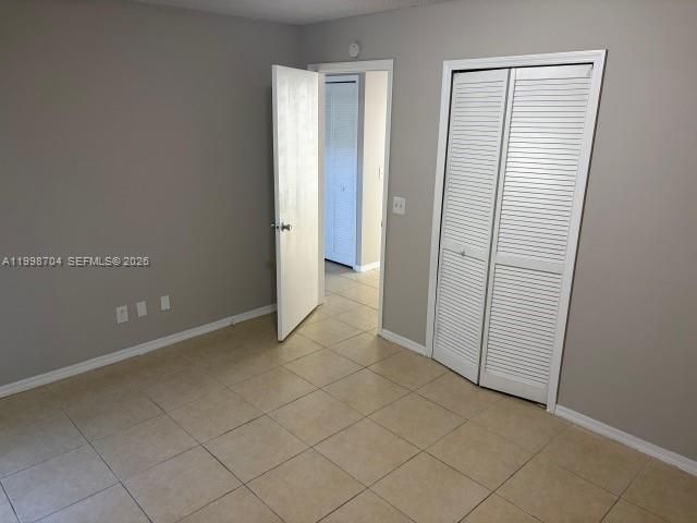 Active With Contract: $2,500 (3 beds, 2 baths, 1734 Square Feet)