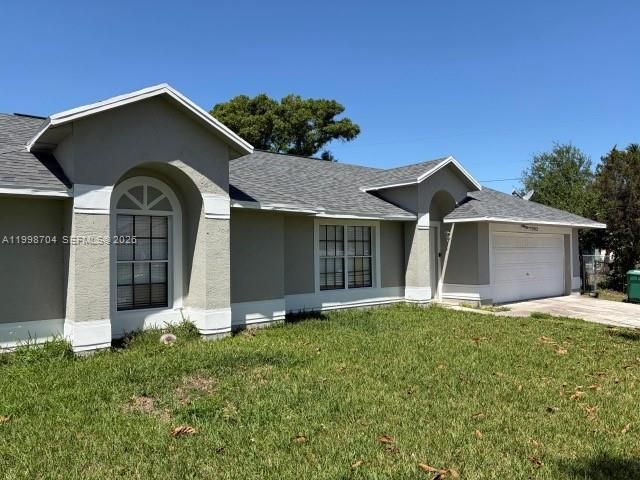 Active With Contract: $2,500 (3 beds, 2 baths, 1734 Square Feet)