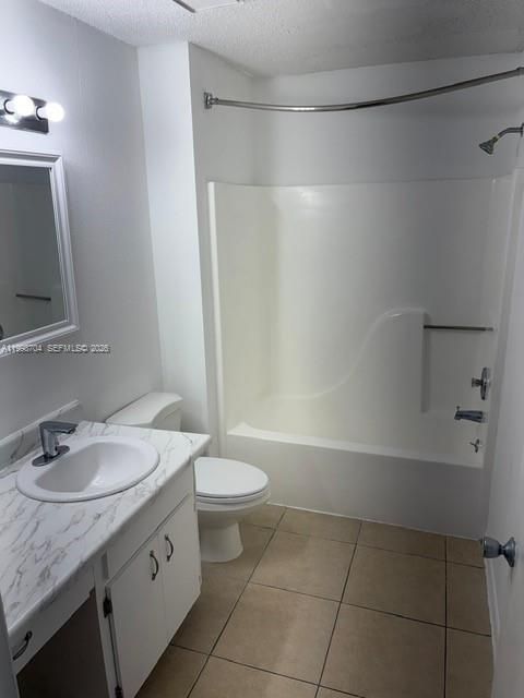 Active With Contract: $2,500 (3 beds, 2 baths, 1734 Square Feet)
