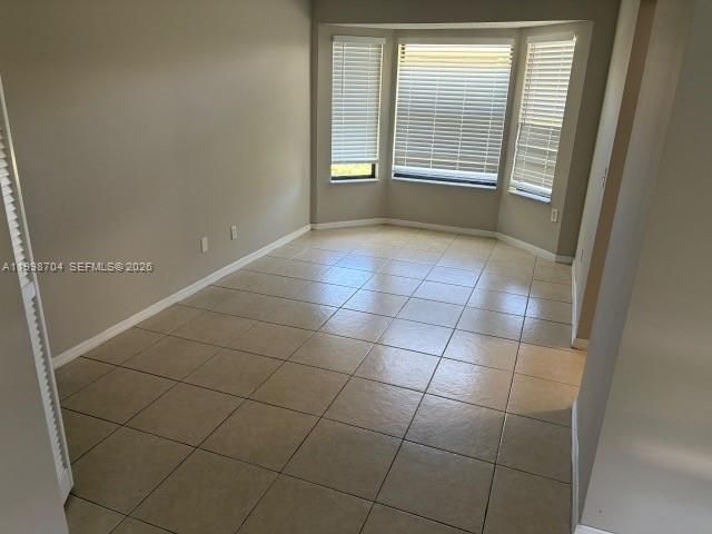 Active With Contract: $2,500 (3 beds, 2 baths, 1734 Square Feet)