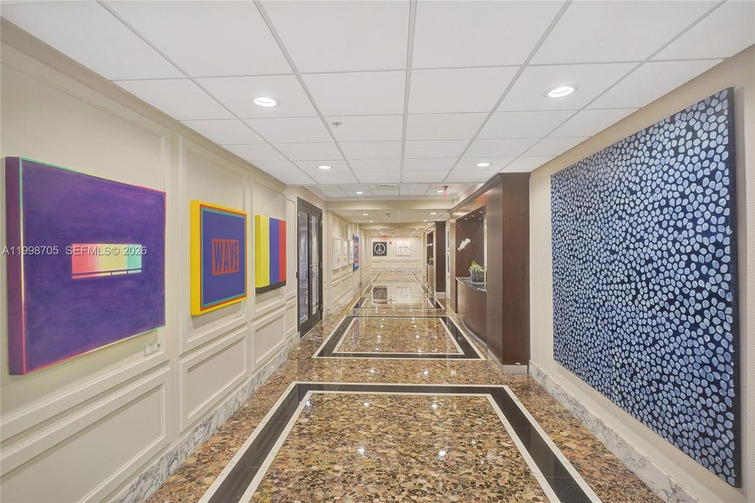 For Sale: $495,000 (2 beds, 2 baths, 1190 Square Feet)