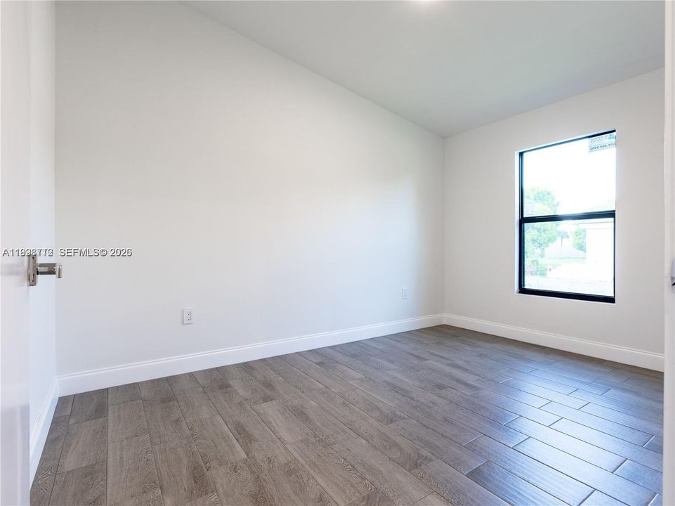Activo con contrato: $484,000 (3 camas, 2 baños, 0 Pies cuadrados)