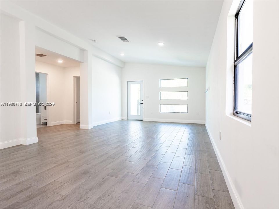 Activo con contrato: $484,000 (3 camas, 2 baños, 0 Pies cuadrados)