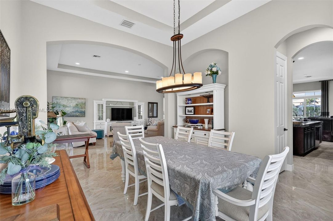 For Sale: $979,000 (3 beds, 4 baths, 3143 Square Feet)