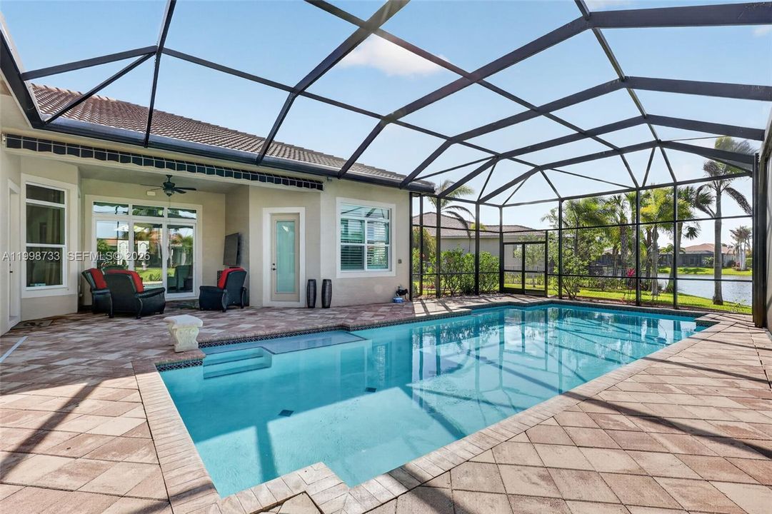 For Sale: $979,000 (3 beds, 4 baths, 3143 Square Feet)