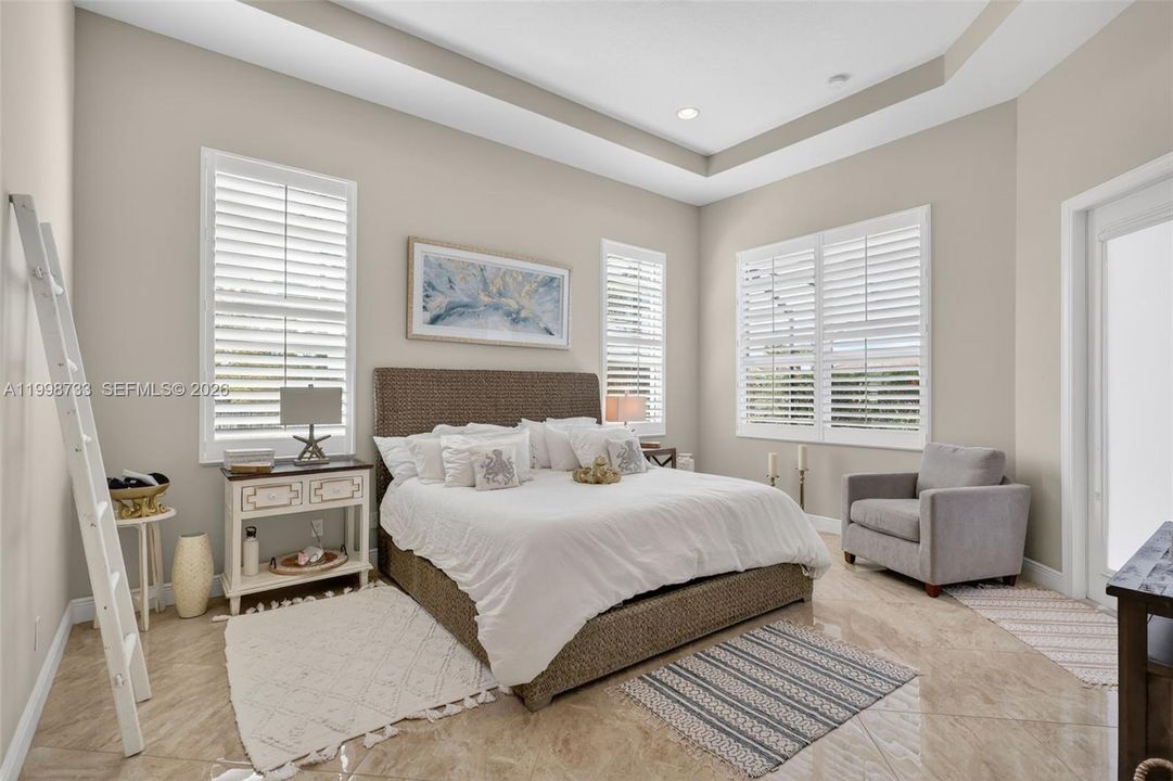 For Sale: $979,000 (3 beds, 4 baths, 3143 Square Feet)