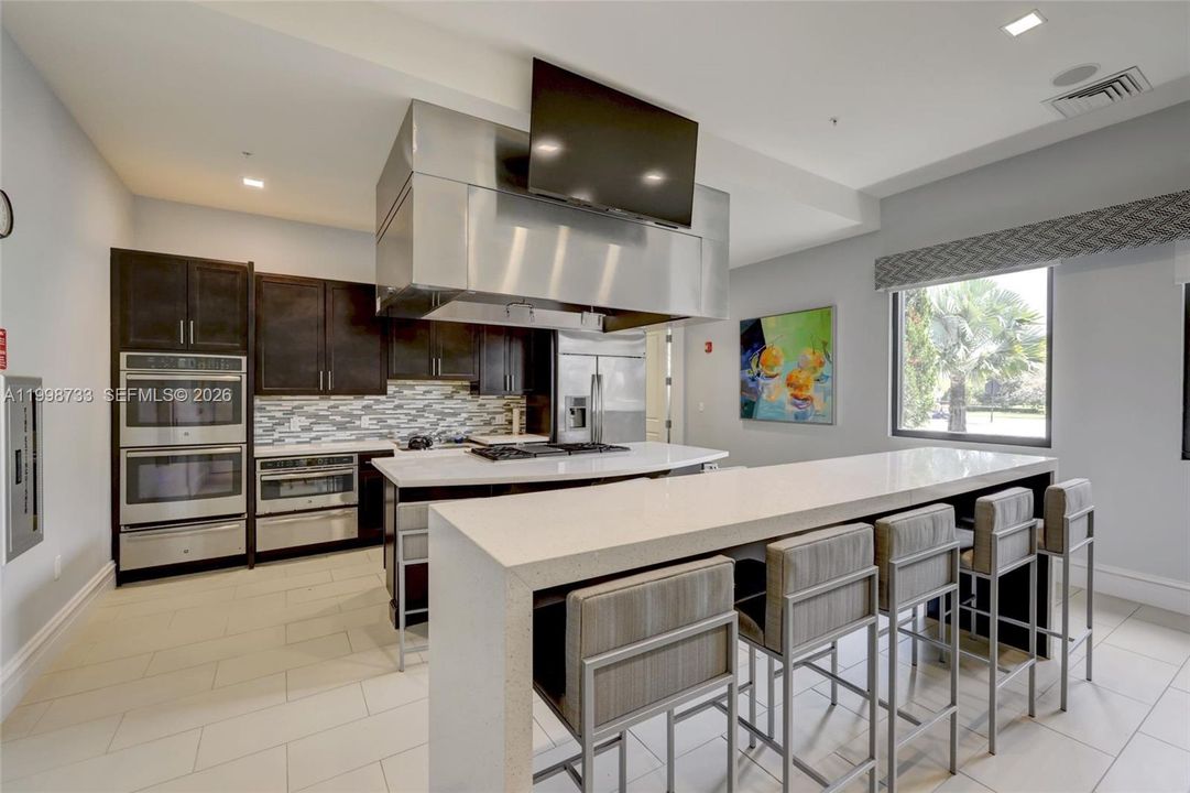 For Sale: $979,000 (3 beds, 4 baths, 3143 Square Feet)