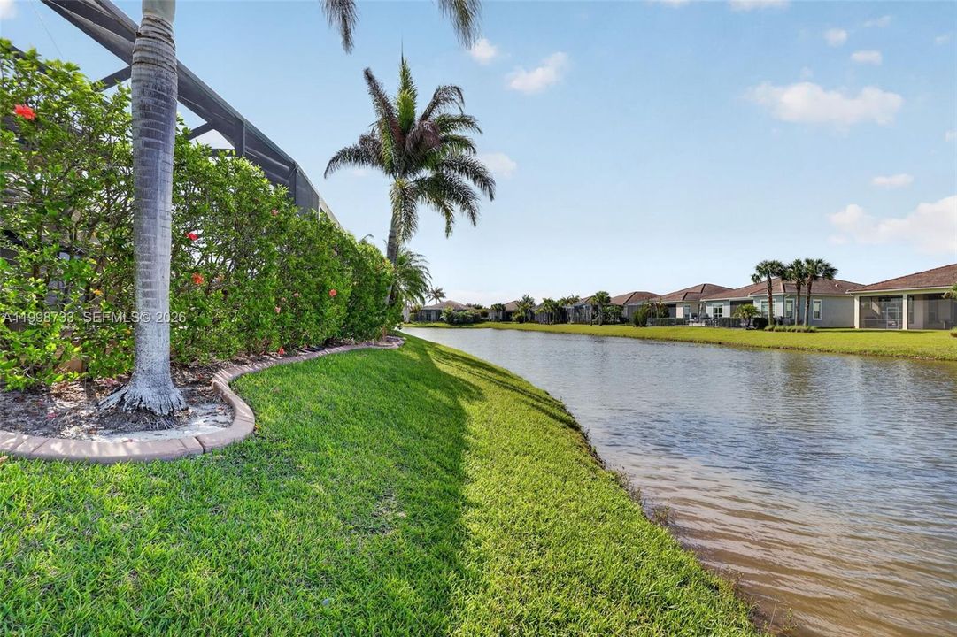 For Sale: $979,000 (3 beds, 4 baths, 3143 Square Feet)