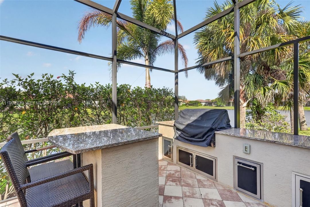For Sale: $979,000 (3 beds, 4 baths, 3143 Square Feet)