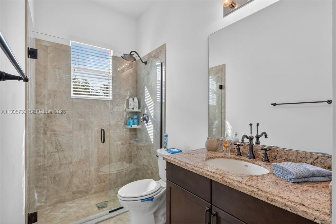 For Sale: $979,000 (3 beds, 4 baths, 3143 Square Feet)
