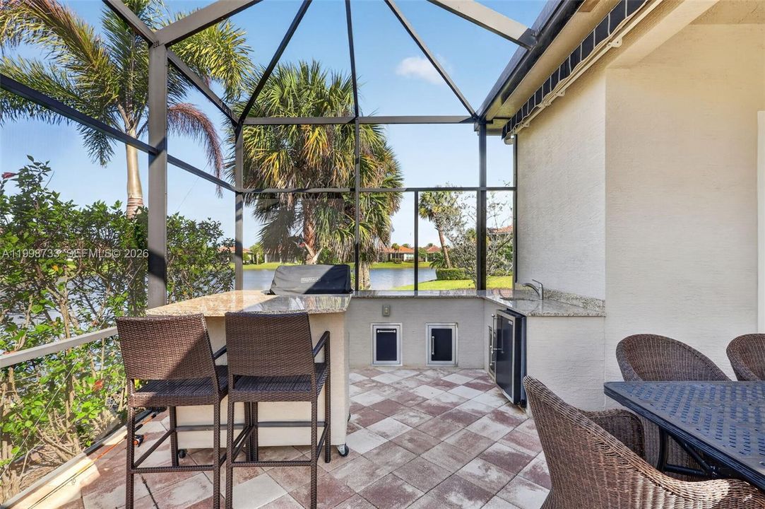 For Sale: $979,000 (3 beds, 4 baths, 3143 Square Feet)